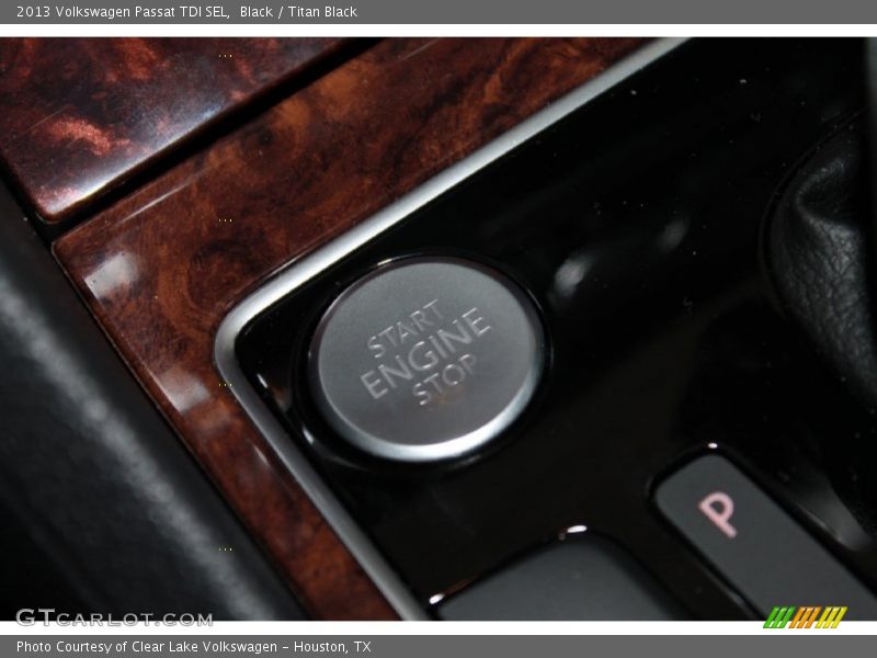 Black / Titan Black 2013 Volkswagen Passat TDI SEL