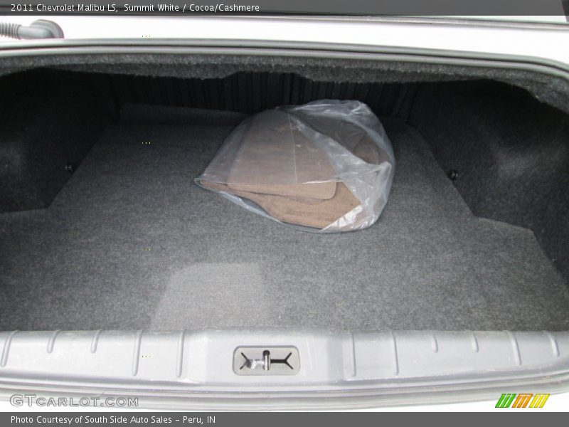 Summit White / Cocoa/Cashmere 2011 Chevrolet Malibu LS