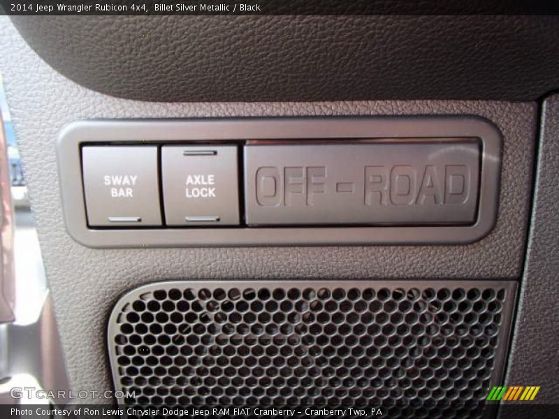 Controls of 2014 Wrangler Rubicon 4x4