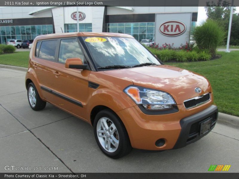 Ignition Orange / Black Soul Logo Cloth 2011 Kia Soul +