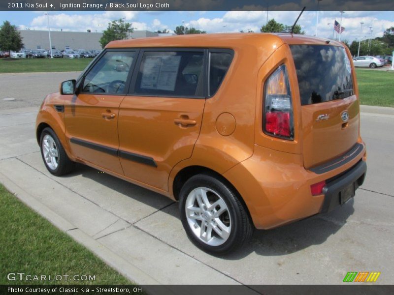 Ignition Orange / Black Soul Logo Cloth 2011 Kia Soul +