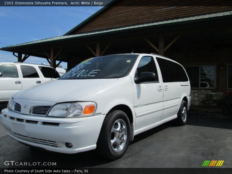 Arctic White / Beige 2003 Oldsmobile Silhouette Premiere