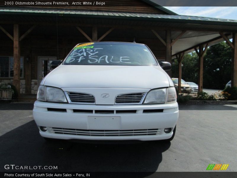 Arctic White / Beige 2003 Oldsmobile Silhouette Premiere