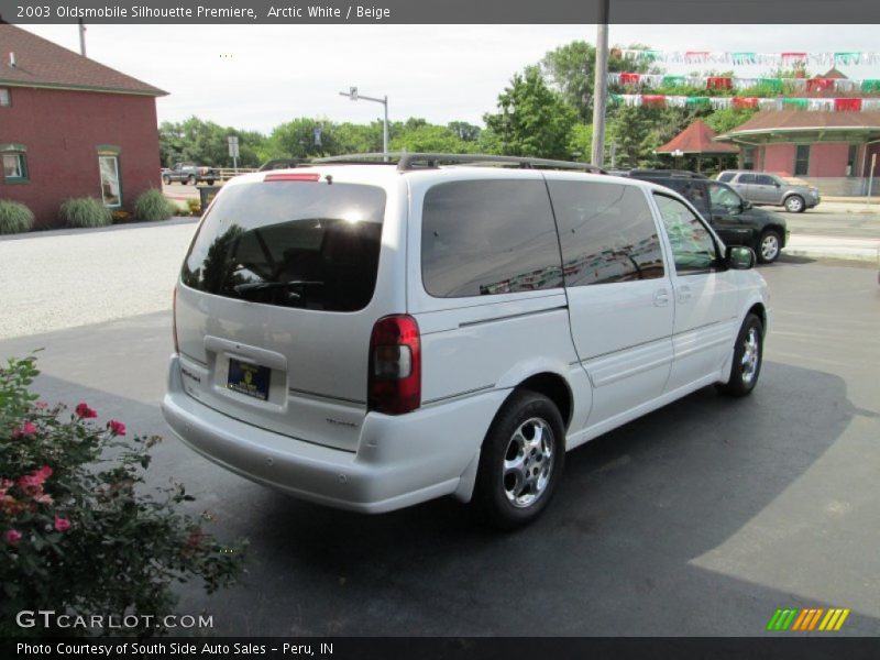 Arctic White / Beige 2003 Oldsmobile Silhouette Premiere