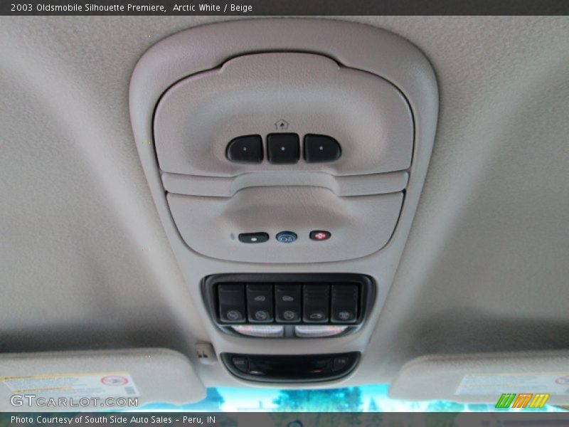 Arctic White / Beige 2003 Oldsmobile Silhouette Premiere