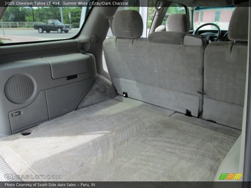 Summit White / Gray/Dark Charcoal 2005 Chevrolet Tahoe LT 4x4
