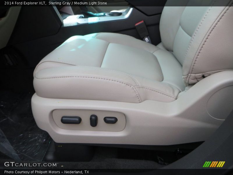 Sterling Gray / Medium Light Stone 2014 Ford Explorer XLT