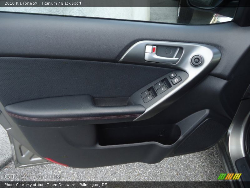 Titanium / Black Sport 2010 Kia Forte SX