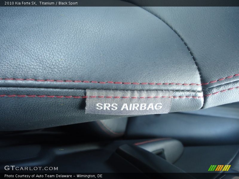 Titanium / Black Sport 2010 Kia Forte SX
