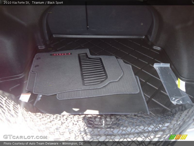 Titanium / Black Sport 2010 Kia Forte SX