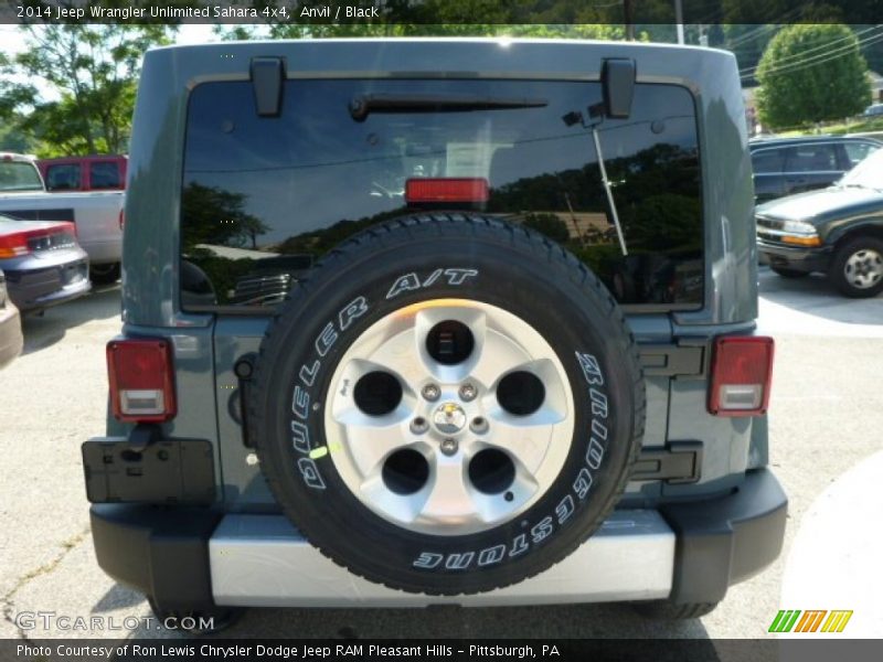 Anvil / Black 2014 Jeep Wrangler Unlimited Sahara 4x4