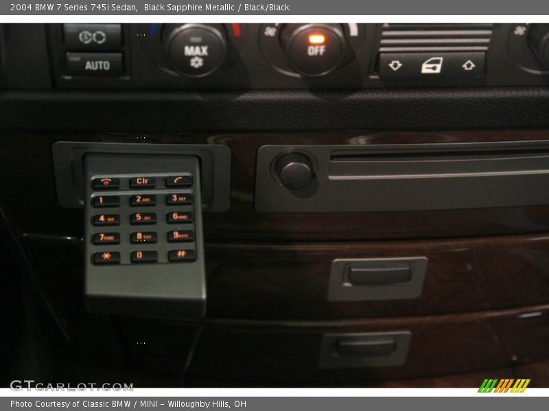 Black Sapphire Metallic / Black/Black 2004 BMW 7 Series 745i Sedan