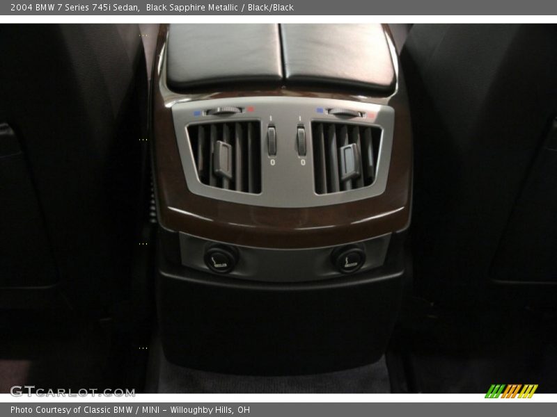 Black Sapphire Metallic / Black/Black 2004 BMW 7 Series 745i Sedan