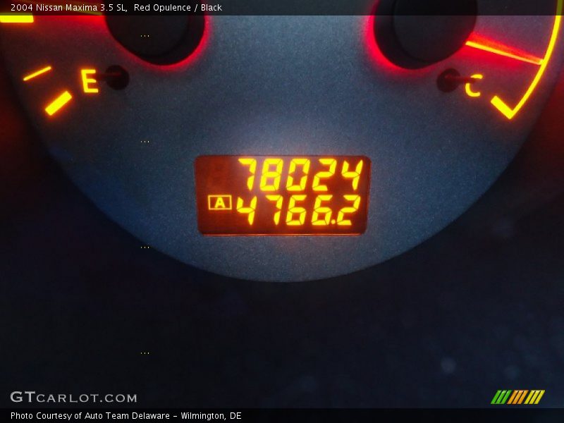 Red Opulence / Black 2004 Nissan Maxima 3.5 SL