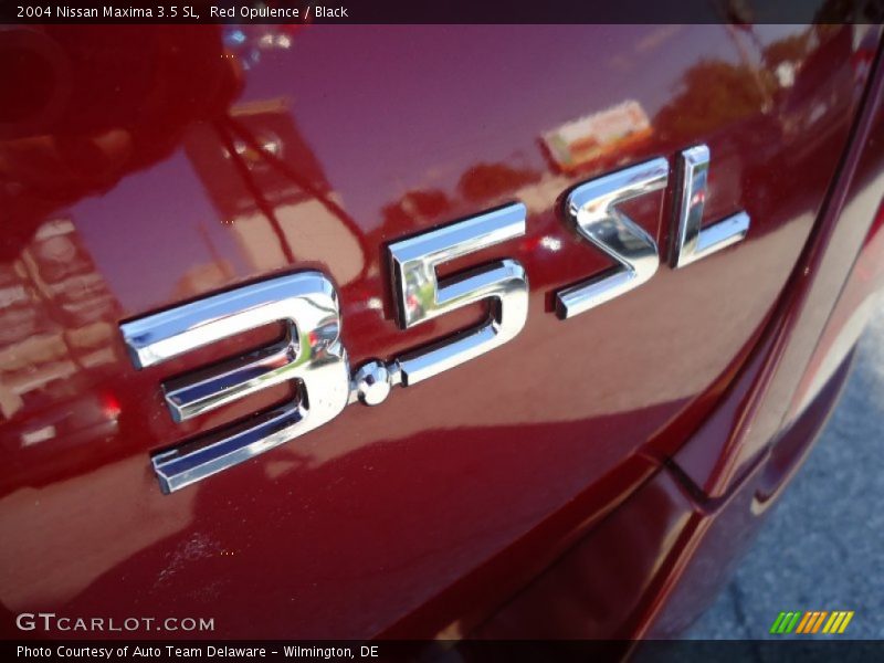 Red Opulence / Black 2004 Nissan Maxima 3.5 SL