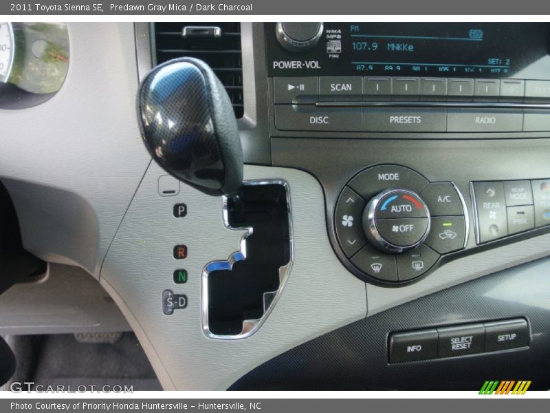 Predawn Gray Mica / Dark Charcoal 2011 Toyota Sienna SE