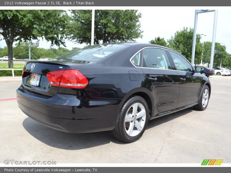 Black / Titan Black 2013 Volkswagen Passat 2.5L SE