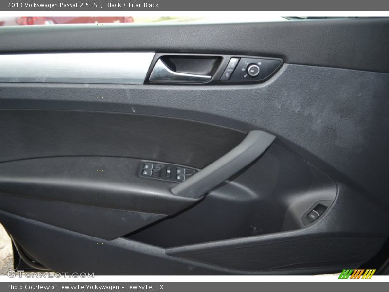 Black / Titan Black 2013 Volkswagen Passat 2.5L SE