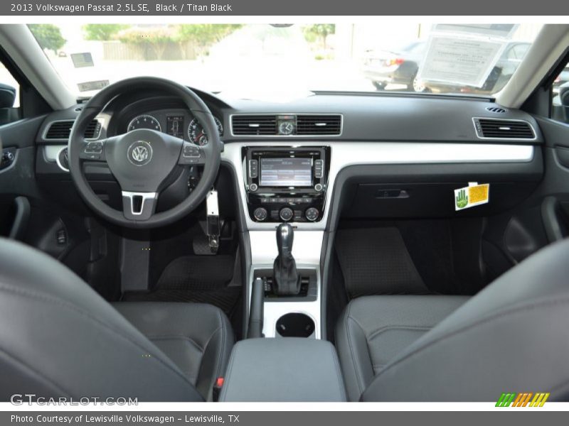 Black / Titan Black 2013 Volkswagen Passat 2.5L SE