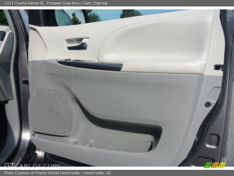 Predawn Gray Mica / Dark Charcoal 2011 Toyota Sienna SE