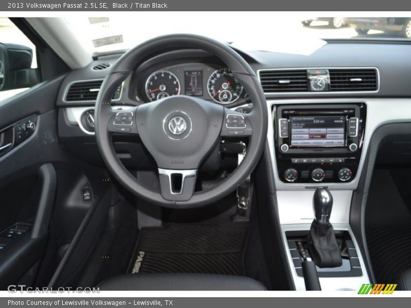 Black / Titan Black 2013 Volkswagen Passat 2.5L SE