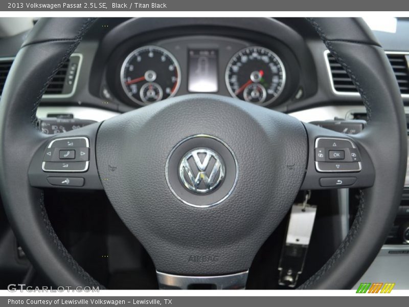 Black / Titan Black 2013 Volkswagen Passat 2.5L SE