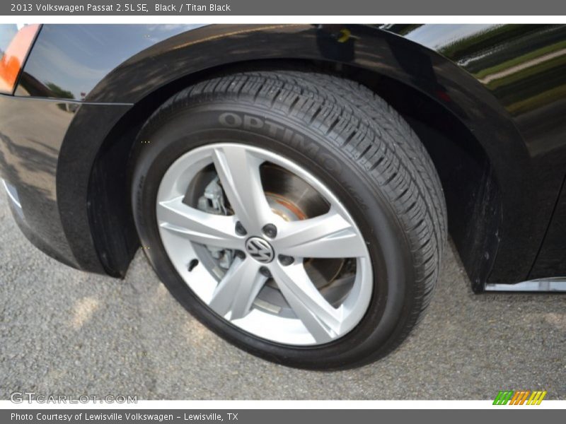 Black / Titan Black 2013 Volkswagen Passat 2.5L SE