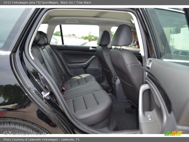 Black Uni / Titan Black 2013 Volkswagen Jetta TDI SportWagen