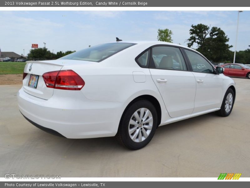 Candy White / Cornsilk Beige 2013 Volkswagen Passat 2.5L Wolfsburg Edition