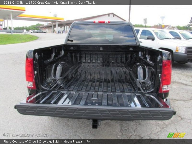 Onyx Black / Dark Titanium 2011 GMC Sierra 1500 Crew Cab 4x4