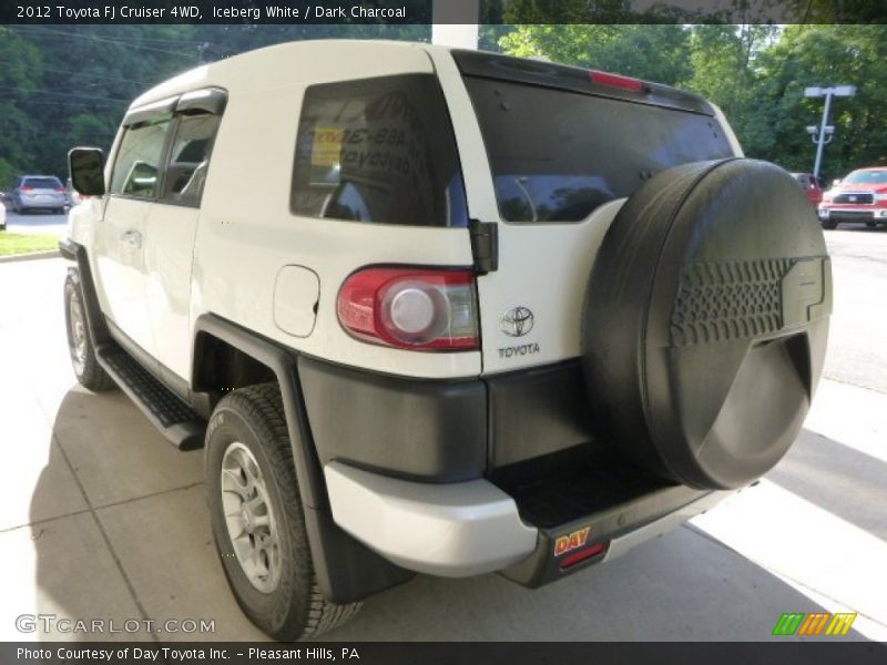 Iceberg White / Dark Charcoal 2012 Toyota FJ Cruiser 4WD