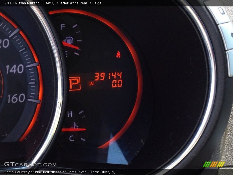 Glacier White Pearl / Beige 2010 Nissan Murano SL AWD