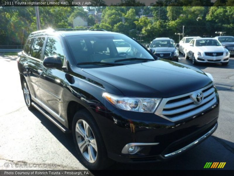 Black / Ash 2011 Toyota Highlander Limited 4WD