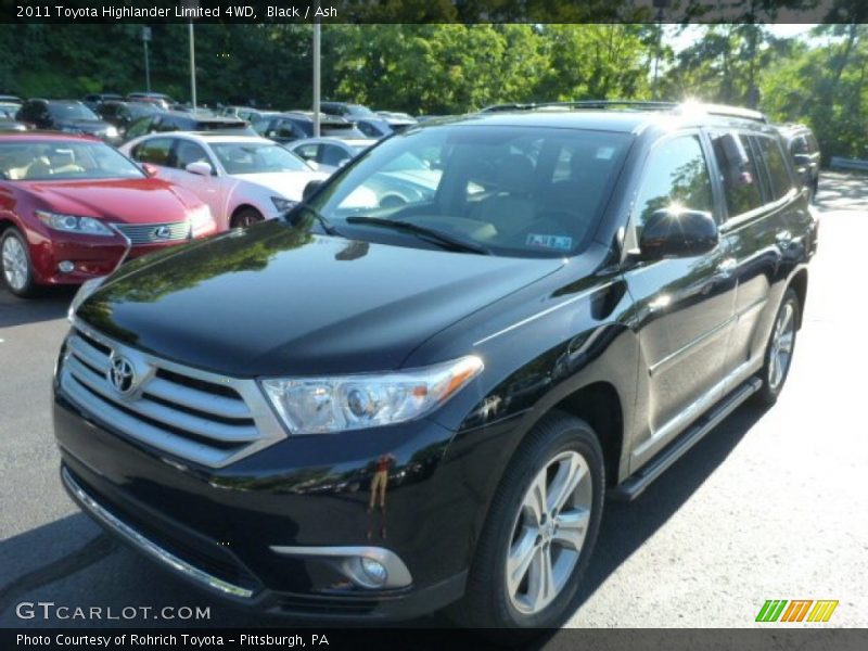Black / Ash 2011 Toyota Highlander Limited 4WD