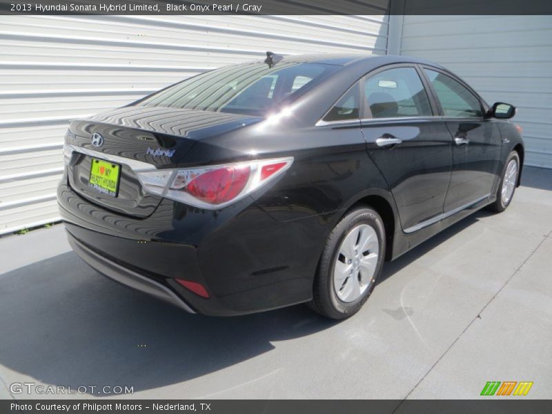 Black Onyx Pearl / Gray 2013 Hyundai Sonata Hybrid Limited