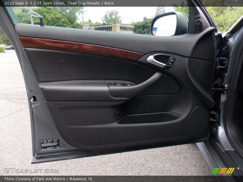 Door Panel of 2010 9-3 2.0T Sport Sedan