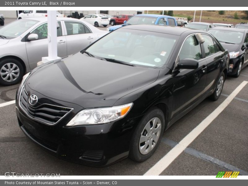 Black / Bisque 2011 Toyota Camry LE