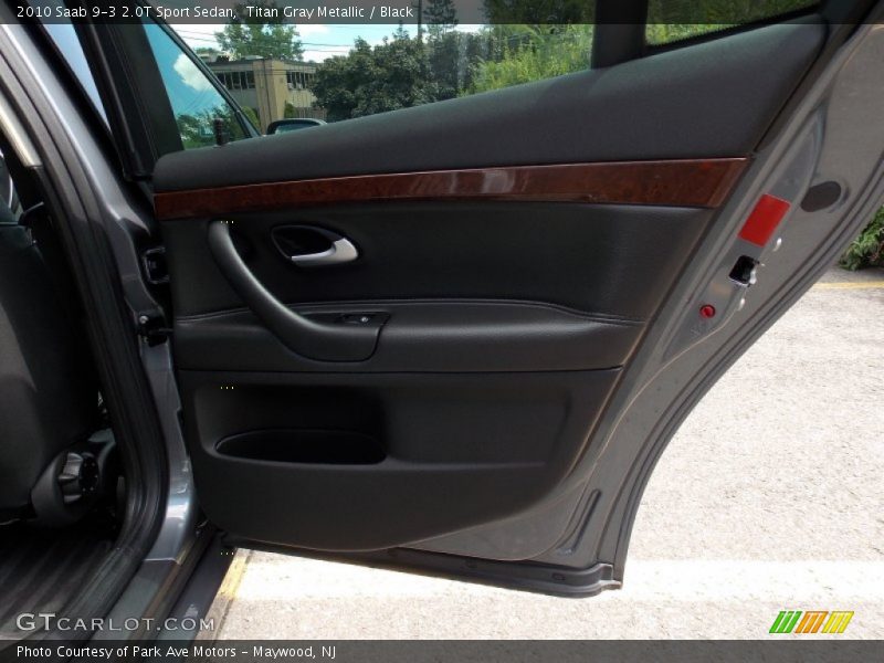 Door Panel of 2010 9-3 2.0T Sport Sedan