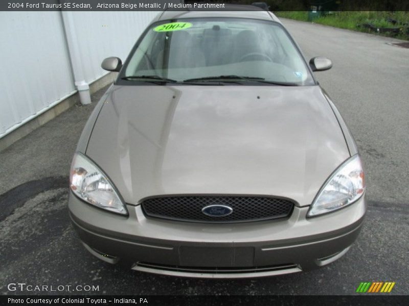 Arizona Beige Metallic / Medium Parchment 2004 Ford Taurus SE Sedan