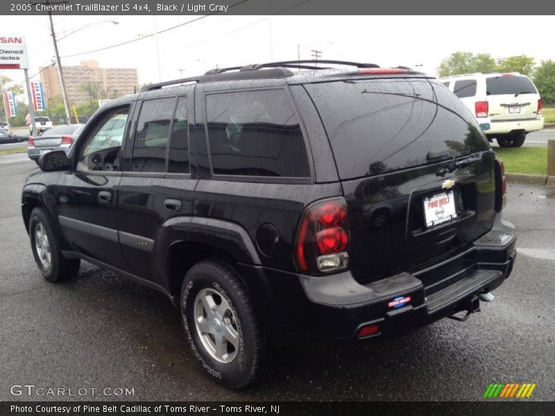 Black / Light Gray 2005 Chevrolet TrailBlazer LS 4x4