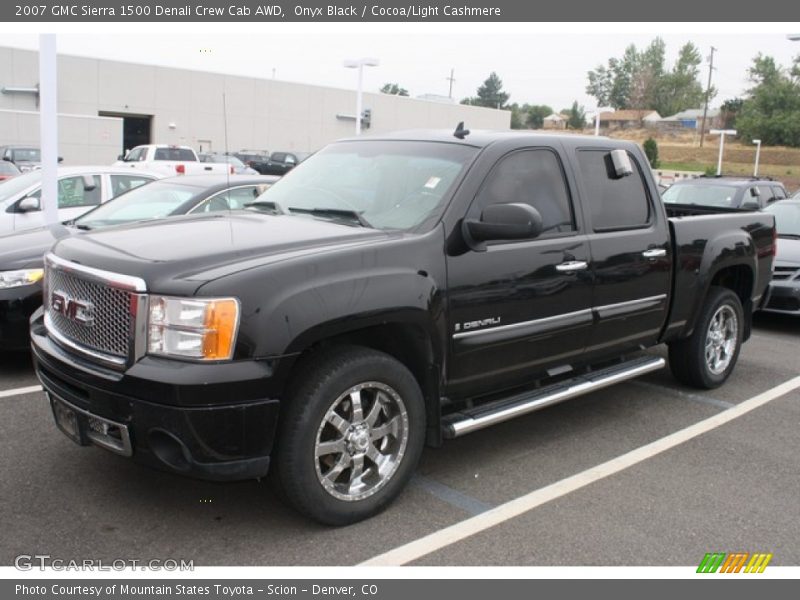 Onyx Black / Cocoa/Light Cashmere 2007 GMC Sierra 1500 Denali Crew Cab AWD