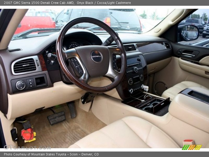 Onyx Black / Cocoa/Light Cashmere 2007 GMC Sierra 1500 Denali Crew Cab AWD