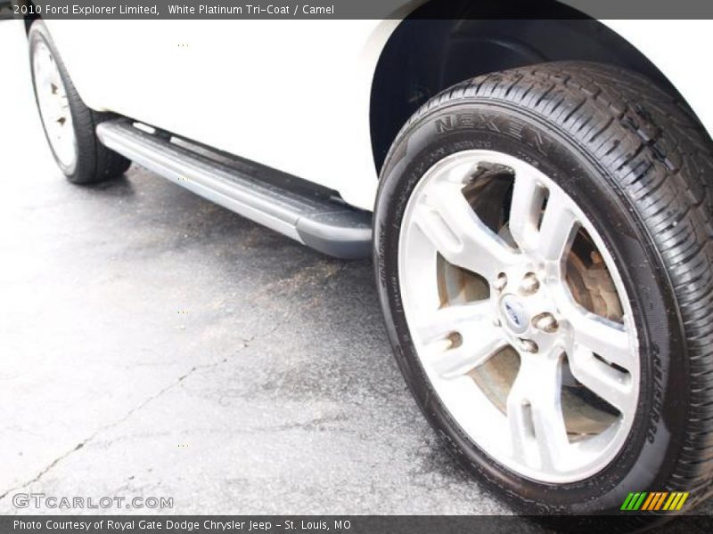 White Platinum Tri-Coat / Camel 2010 Ford Explorer Limited