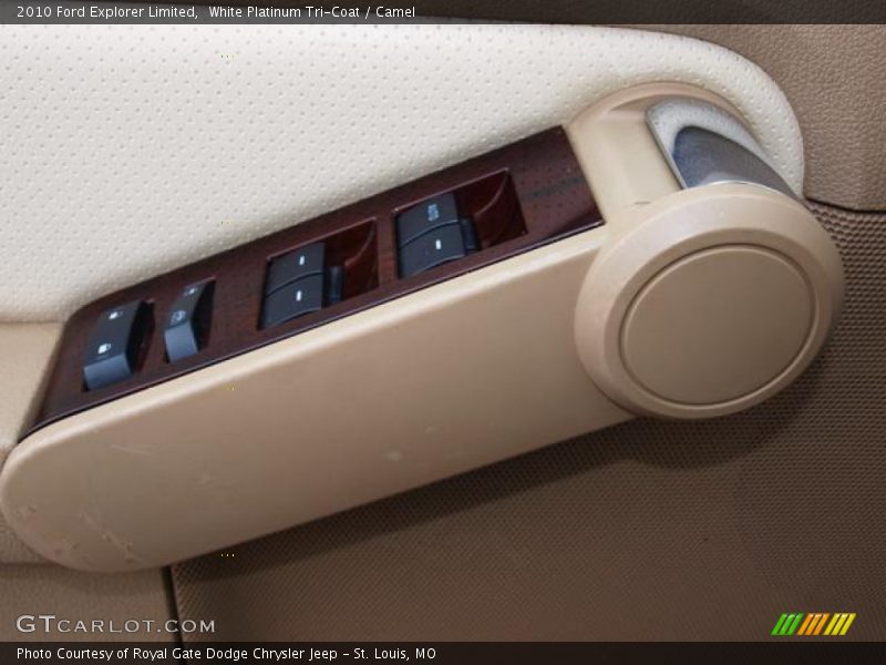White Platinum Tri-Coat / Camel 2010 Ford Explorer Limited