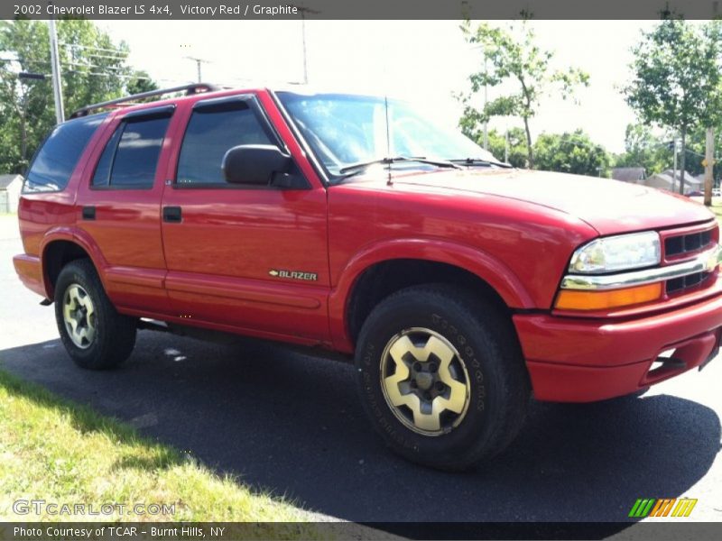 Victory Red / Graphite 2002 Chevrolet Blazer LS 4x4