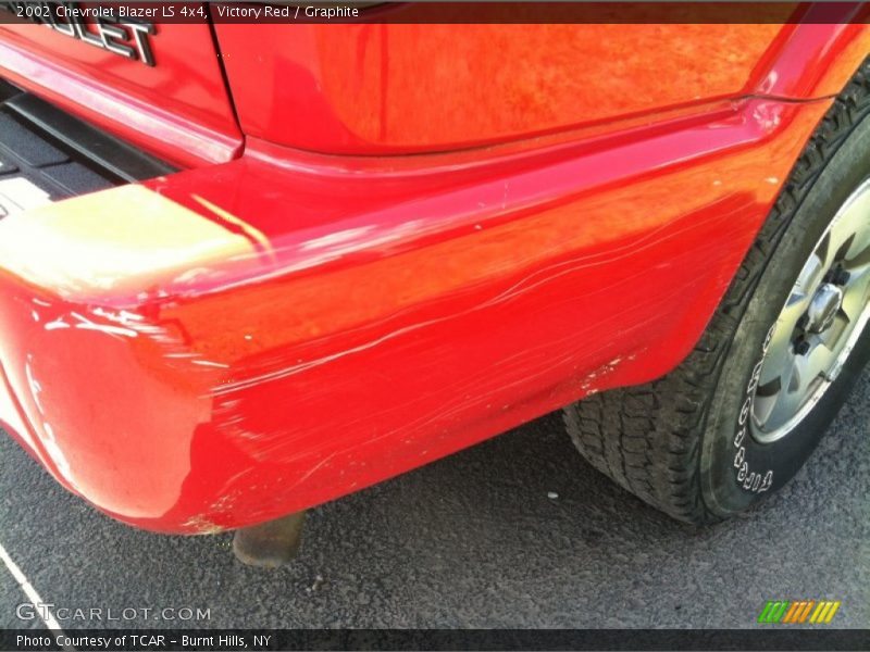 Victory Red / Graphite 2002 Chevrolet Blazer LS 4x4