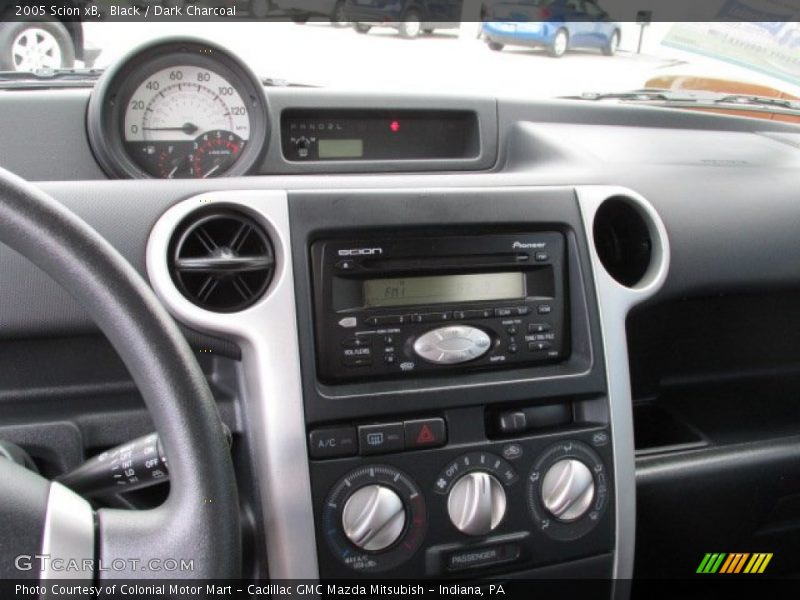 Black / Dark Charcoal 2005 Scion xB