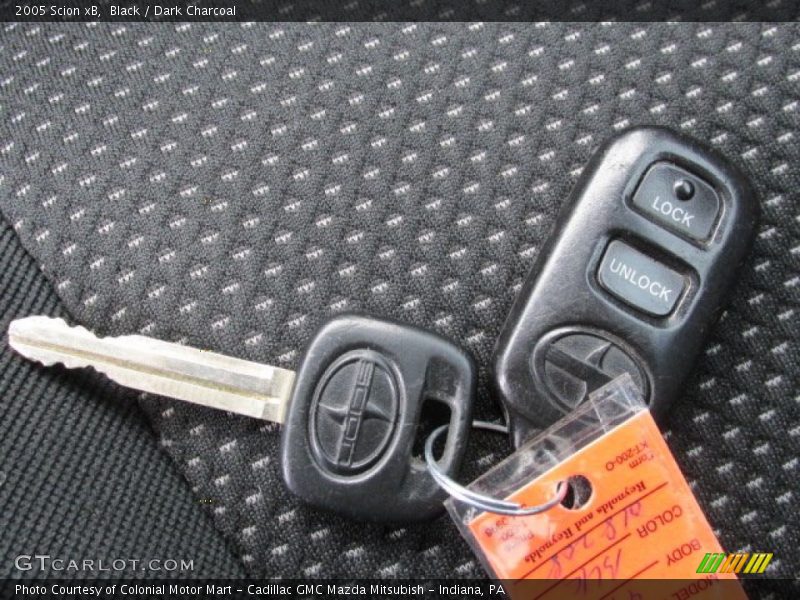 Black / Dark Charcoal 2005 Scion xB