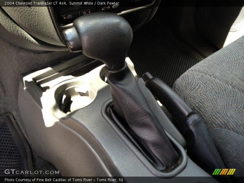 Summit White / Dark Pewter 2004 Chevrolet TrailBlazer LT 4x4