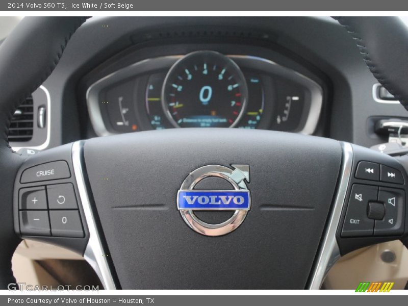 Ice White / Soft Beige 2014 Volvo S60 T5
